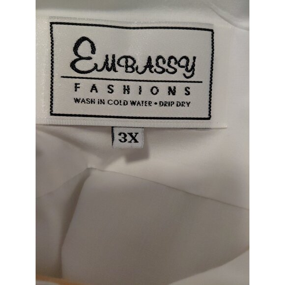 Embassy Fashions Women’s White Button Down Top Christmas Ornaments Applique 3X - Picture 7 of 7